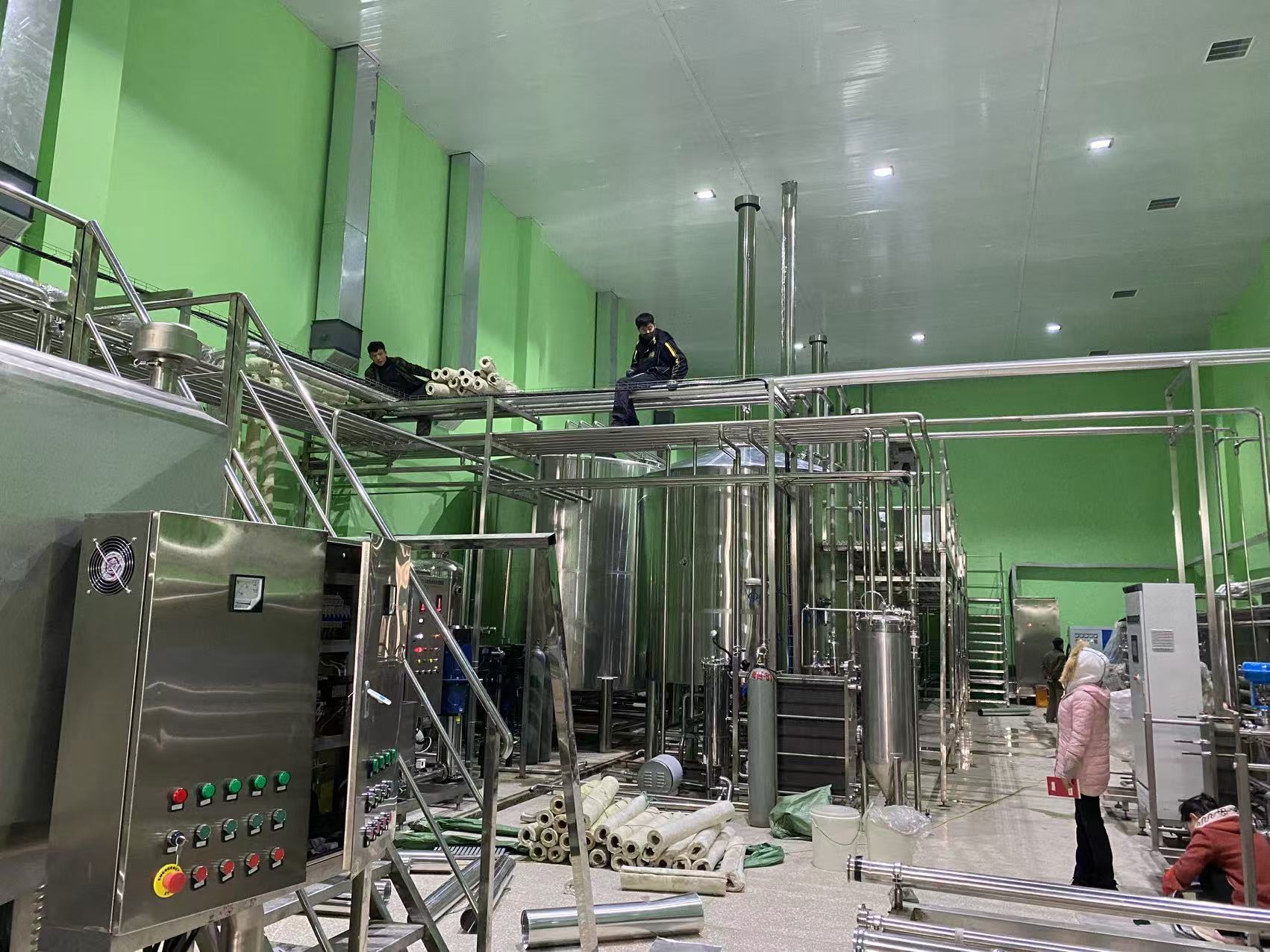 山海关精酿啤酒设备厂—精酿啤酒设备制造:传承工艺与创新科技的交融